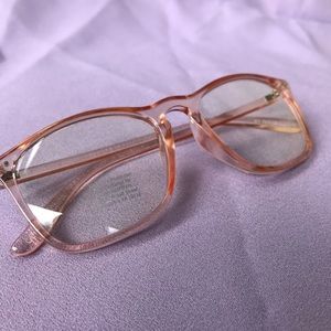 URBAN OUTFITTERS light pink glasses